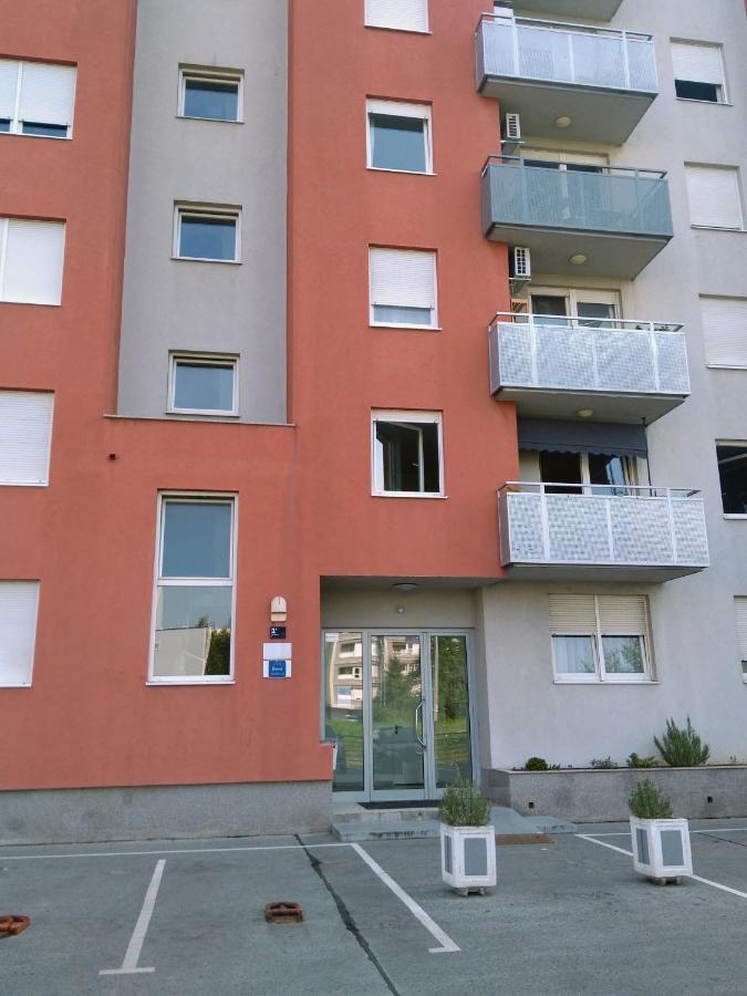 Apartment Nika, Arena Zagabria Esterno foto